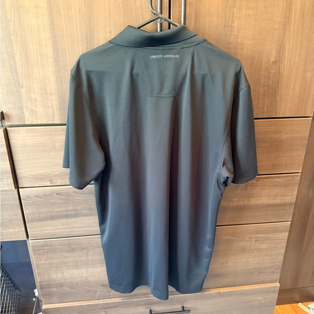 Under Armour Men's Golf Shirt in Black - Picture 2 of 5
